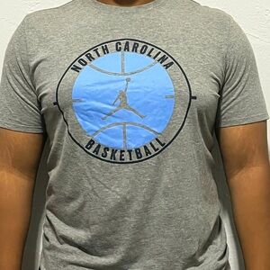 Nike Jordan L Men’s UNC Basketball Shirt
